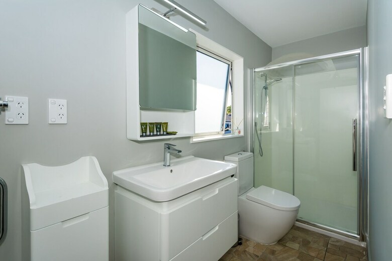 Albany Rosedale Modern 2 Bedroom Unit