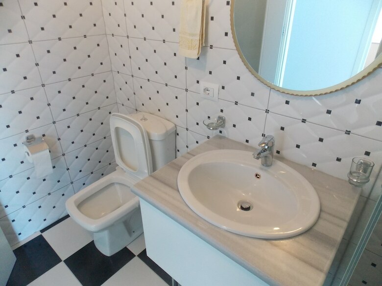 Hotel Oceanic Overview Suites