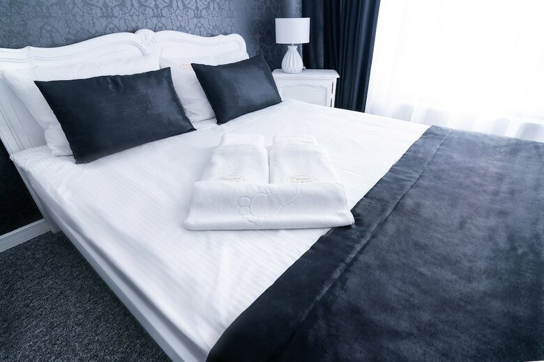 Premium - Bed & Breakfast
