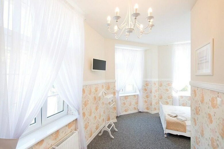 Premium - Bed & Breakfast