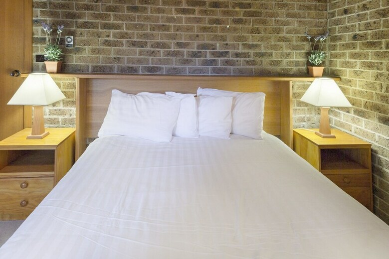 Bundilla 4- Townhouse With Free Wifi