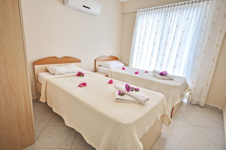 Sunset Beach Club Villas