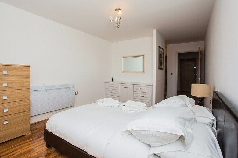 Stunning 2 Bed Apartment With Amazing Views