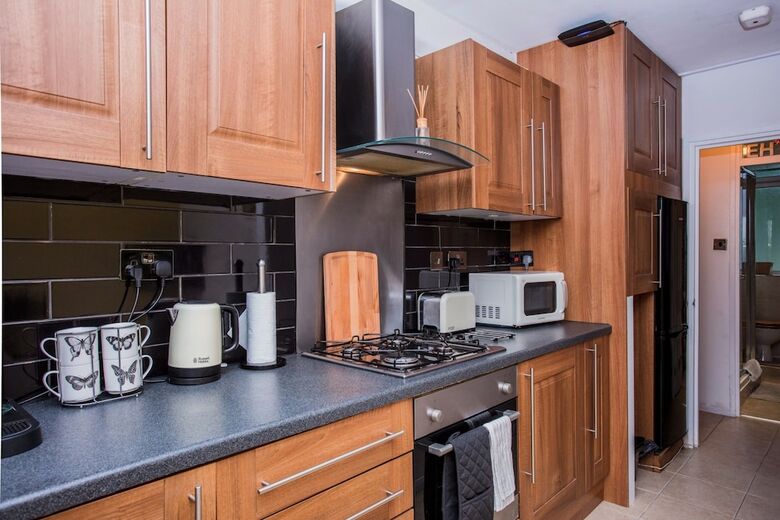 Maida Vale 1 Bedroom Apartment With A Balcony