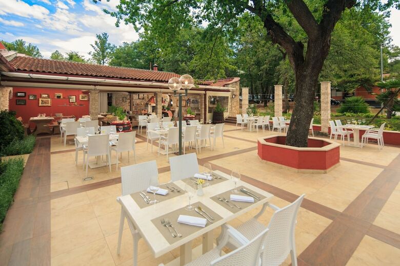Hotel Melia Istrian Villas For Plava Laguna