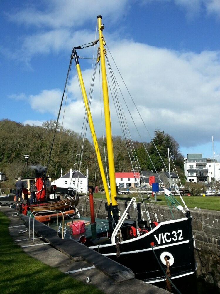 Crinan Canal Cottage No8, Kilmartin