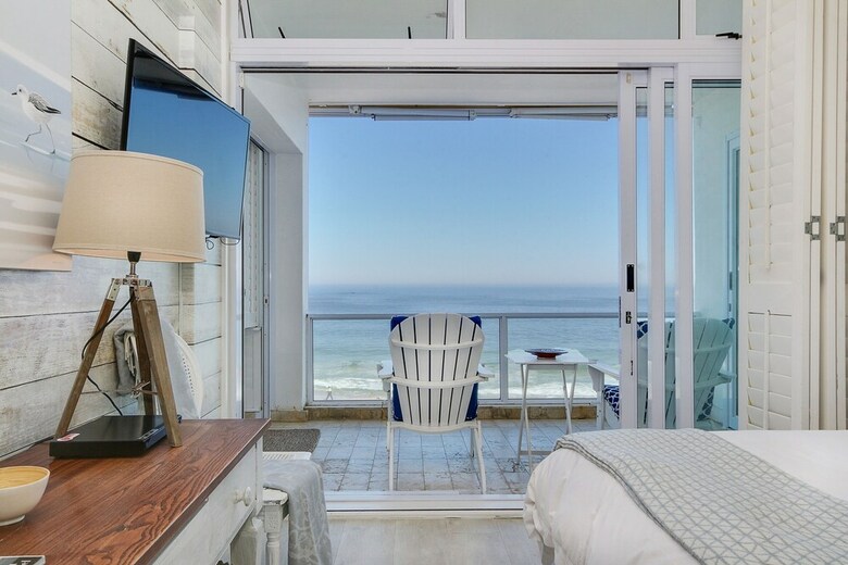 Clifton Attina - Two Bedroom Apartment, Sleeps 4