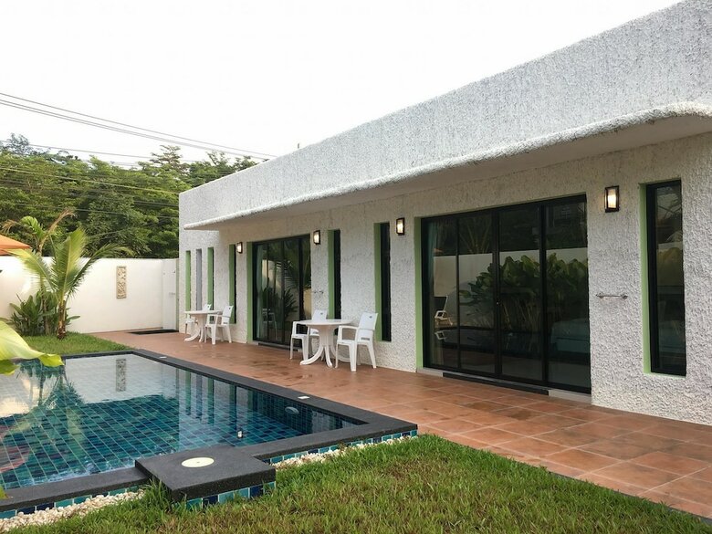 3z Pool Villa & Hotel