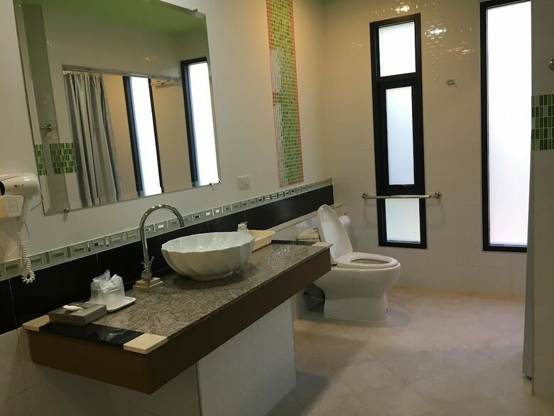 3z Pool Villa & Hotel