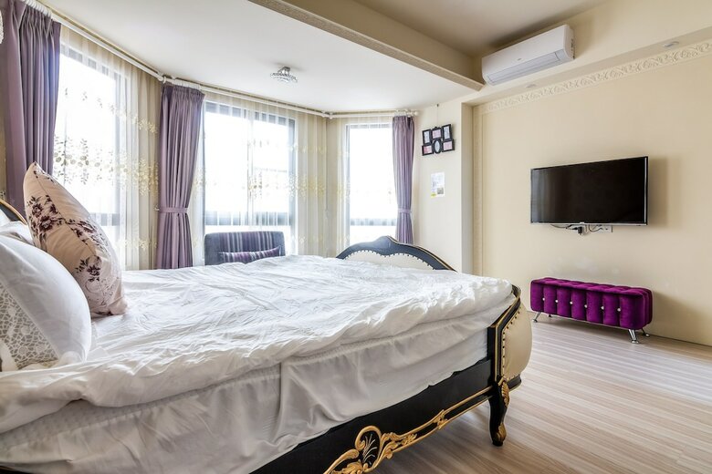 Hotel Lucent Bed&breakfast