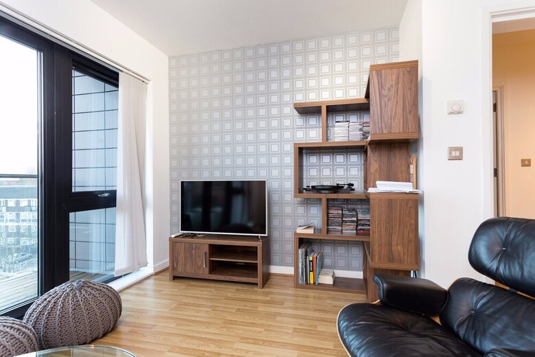 Apartamentos Amazing 1 Bedroom Flat In Bow With Balcony