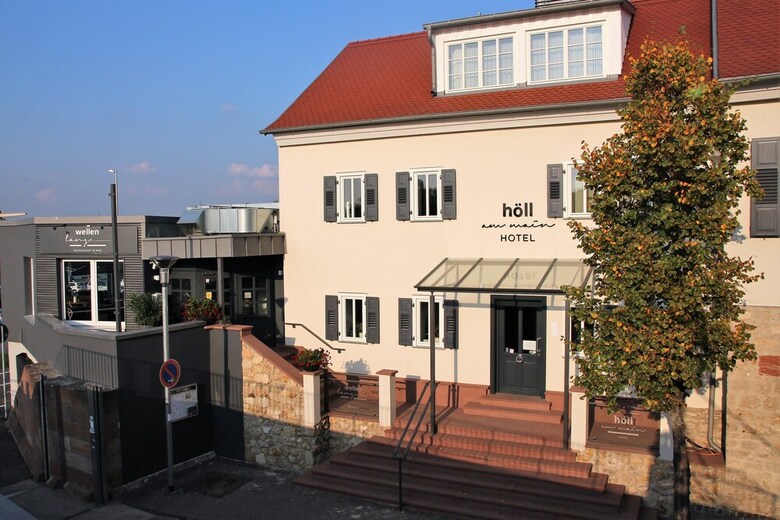 Hotel H�ll Am Main