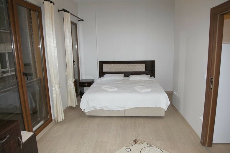 Karas Apart Hotel