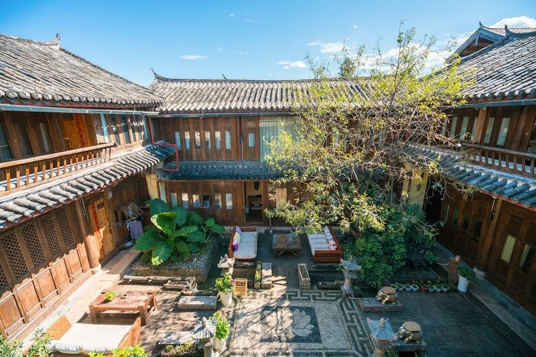 Posada Lijiang Jinjia Cloud Window Inn
