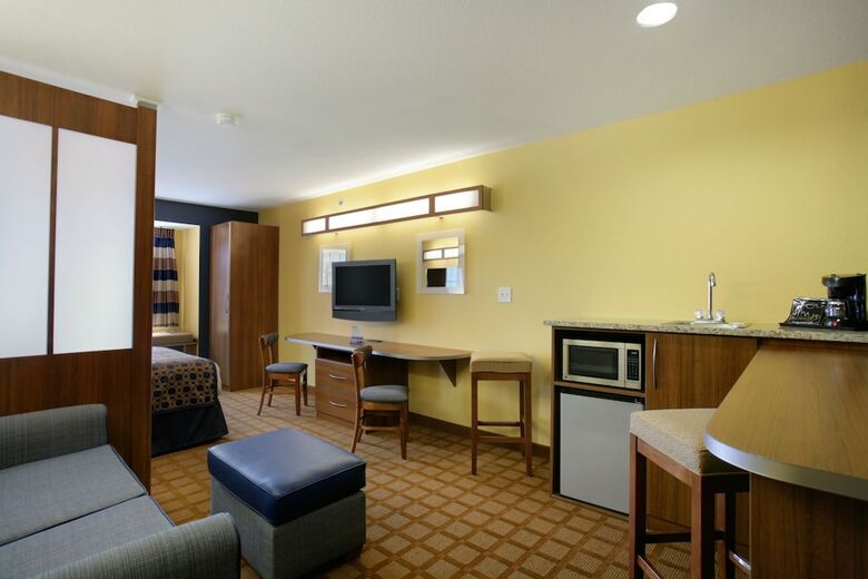 Hotel Microtel Inn & Suites By Wyndham Kearney