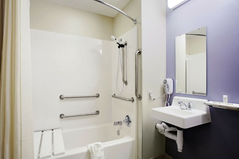 Hotel Microtel Inn & Suites By Wyndham Kearney