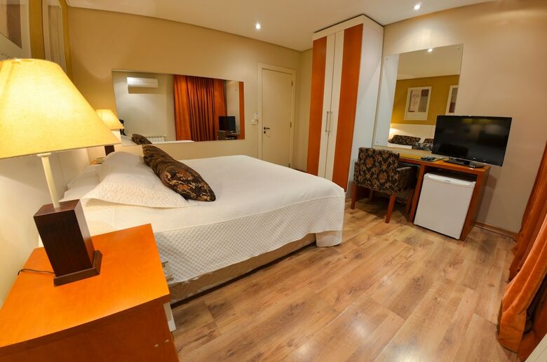Hotel Canto Belo