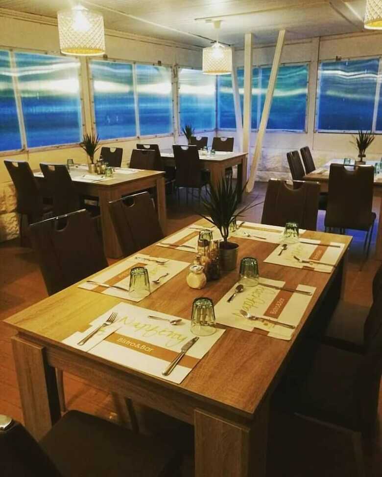 Ce Napf�ny Hotel