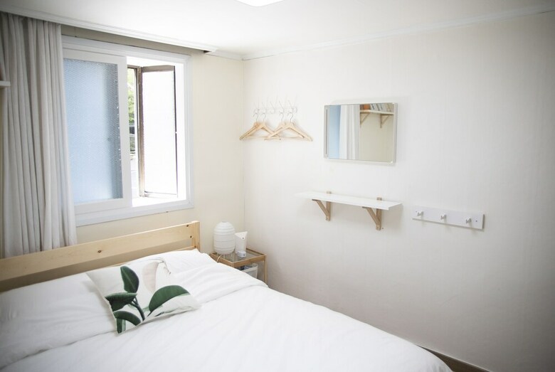 Hotel 99 Guesthouse