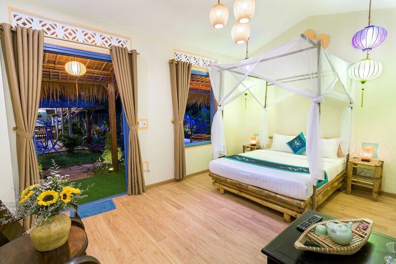 Hotel An Bang Beach Happy Village