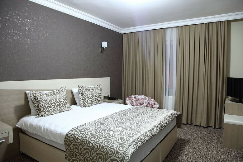 Mcg Cakmak Marble Hotel