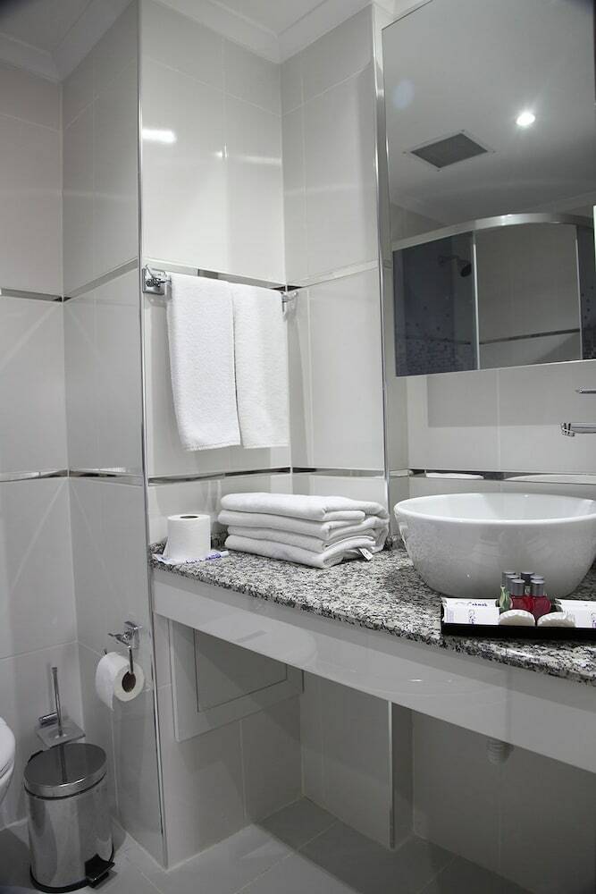 Mcg Cakmak Marble Hotel
