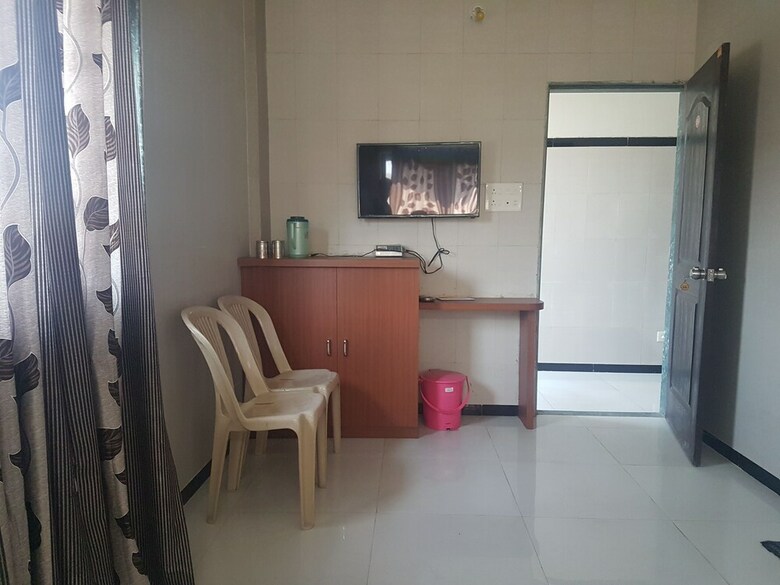 Hotel Dhruv Palace