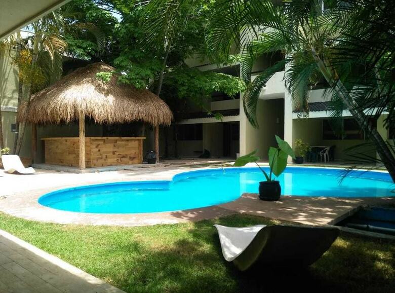 Hostal Deja Hostel Suites