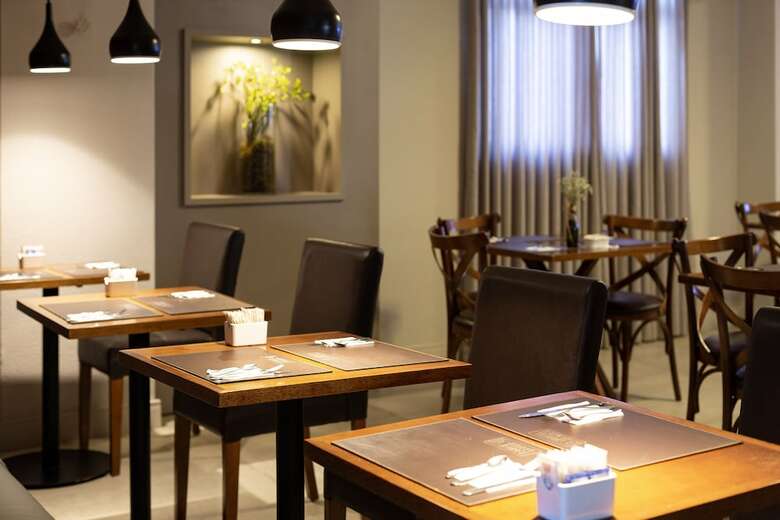 Hotel Lunes