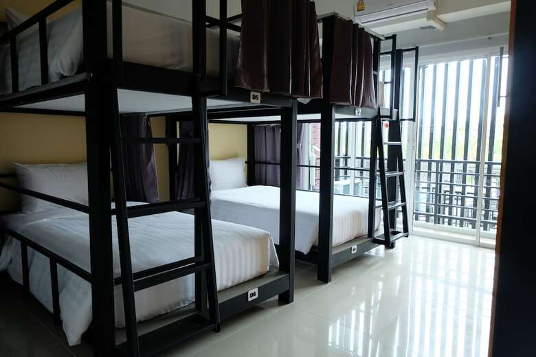 Hostal Airport Hostel Phuket