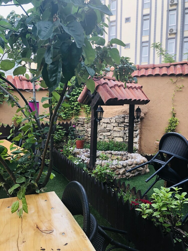 Bed & Breakfast Line Suite Hotel