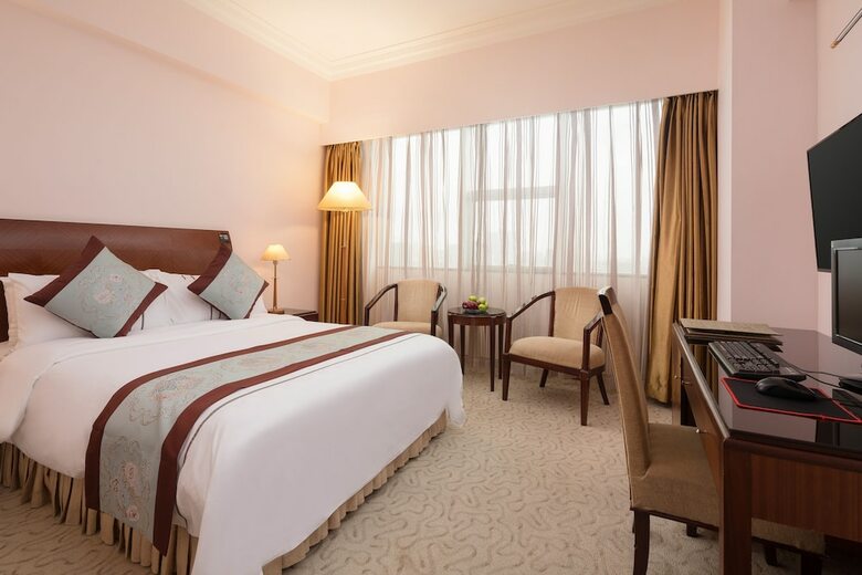 Xinyuan Hot Spring Hotel