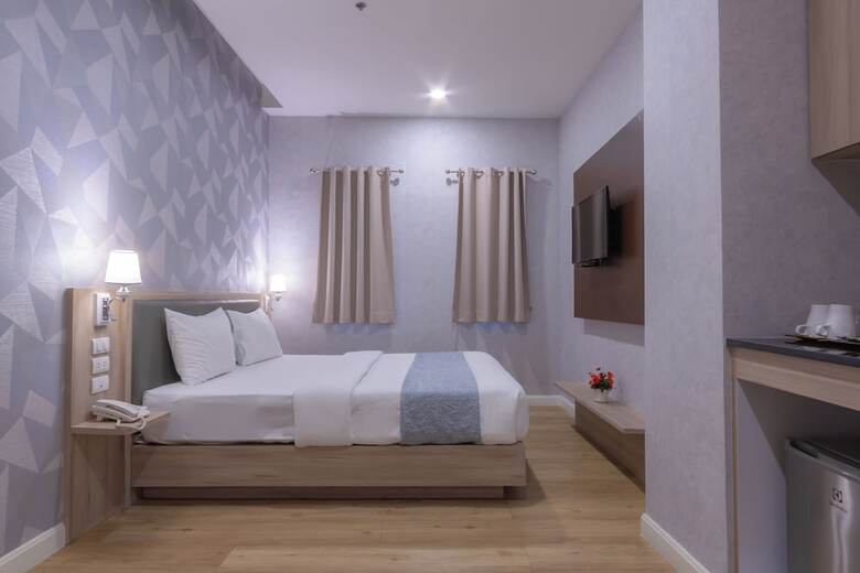 Leela Orchid Hotel
