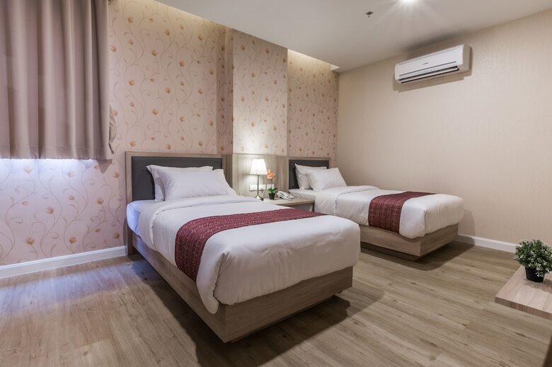 Leela Orchid Hotel