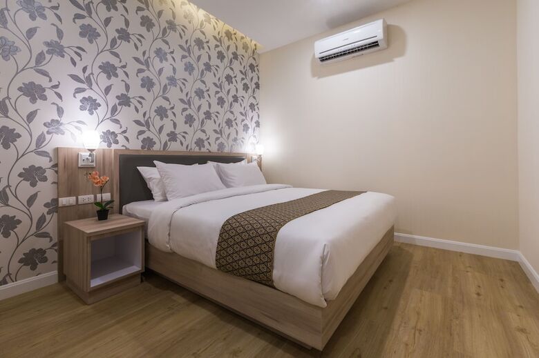 Leela Orchid Hotel