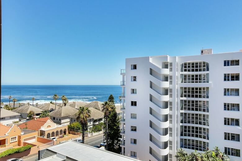 Altantic Apartment With Bantry Bay