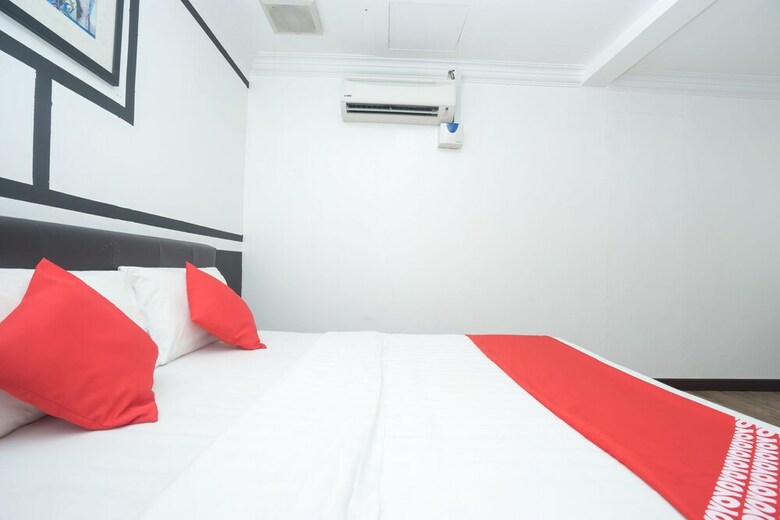 Oyo 752 Ridel Hotel Kota Bharu
