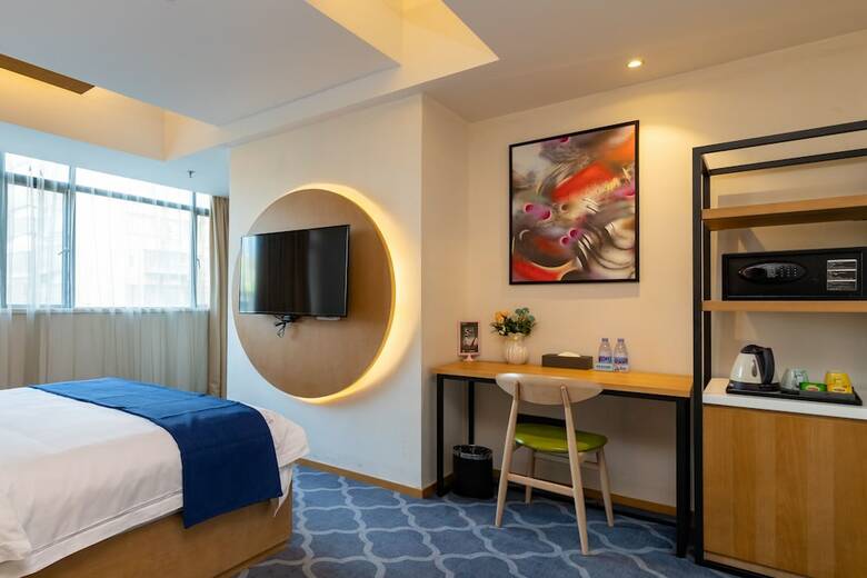 Shenzhen Flight One Hotel