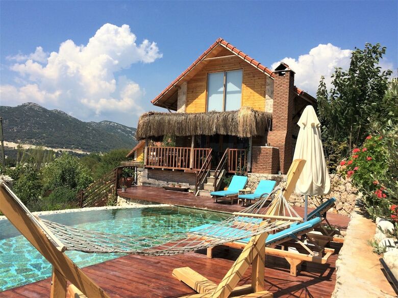Villa Ambar Evleri
