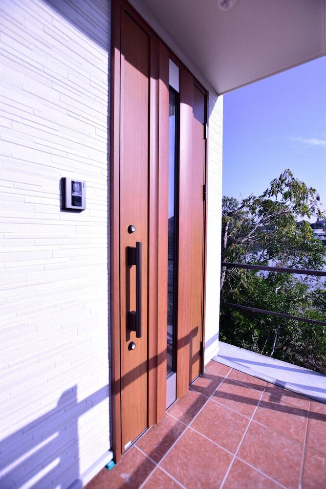 Shirahama House
