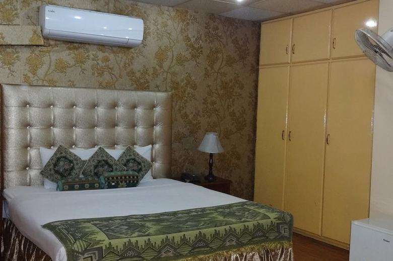 Mall View Hotel
