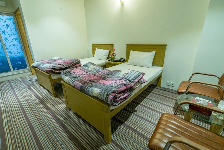 Bnb Hotel