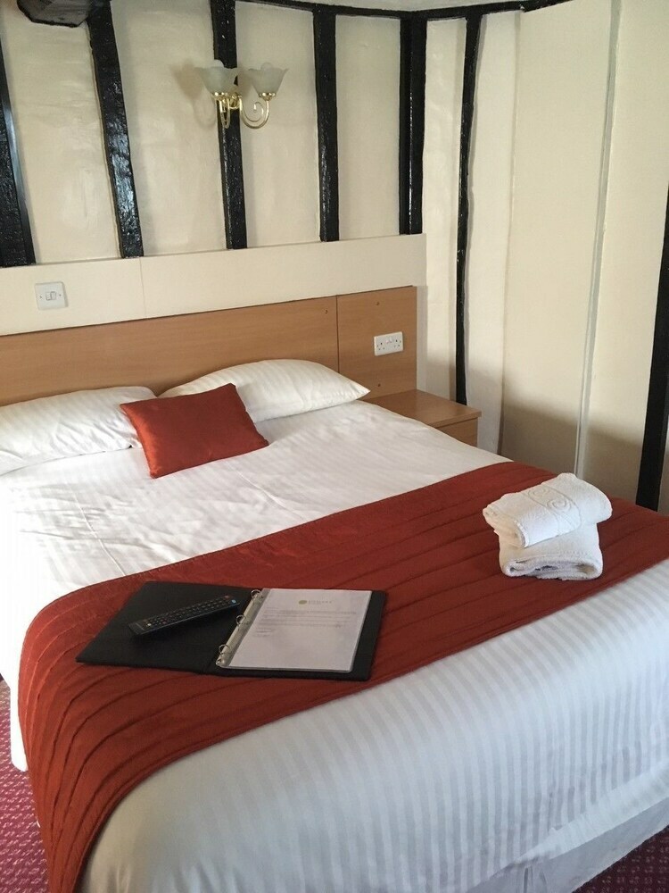 Best Western Cedars Hotel