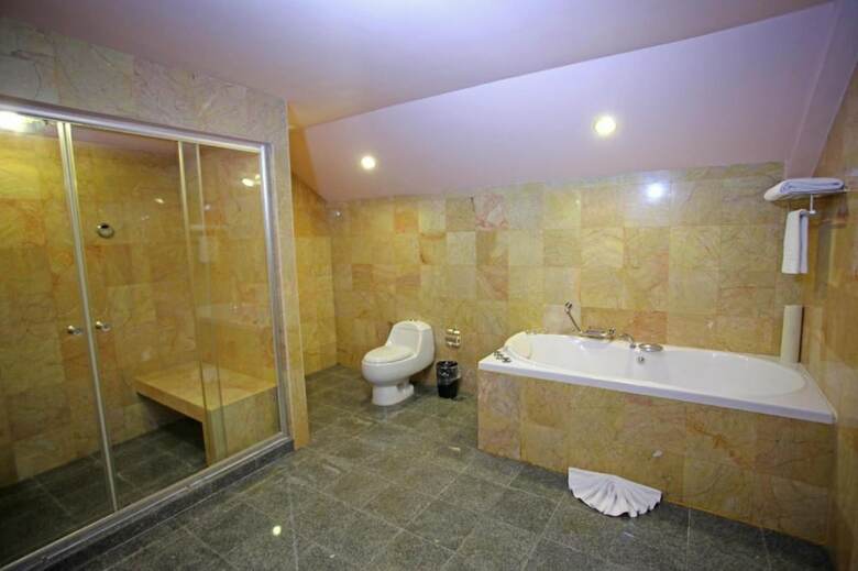 Bayon Era Hotel