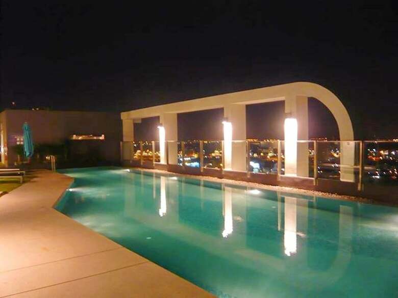 Highrise Cityview Aspire Condo Gym Pool