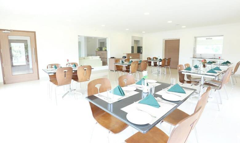 Hotel Rishi Gardens