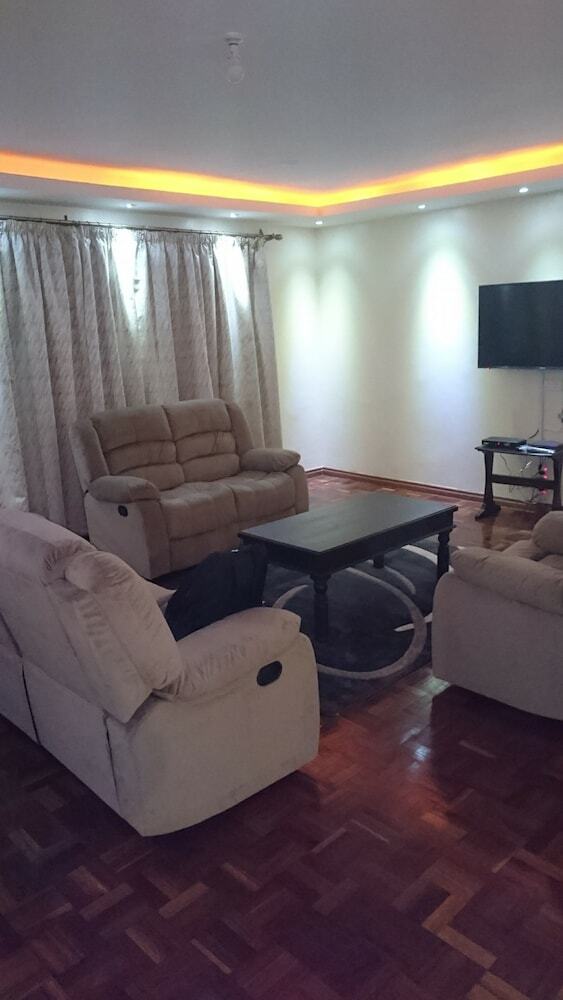 Tomax Apartments Brooks