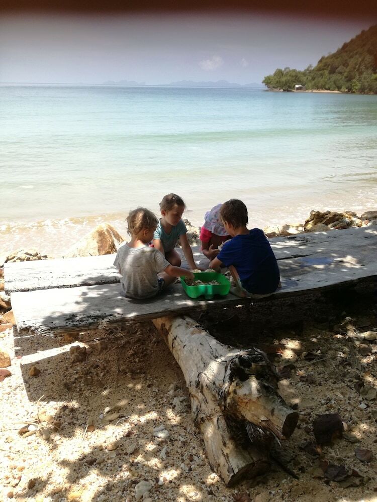 Hotel Bonhomie Beach Cottages