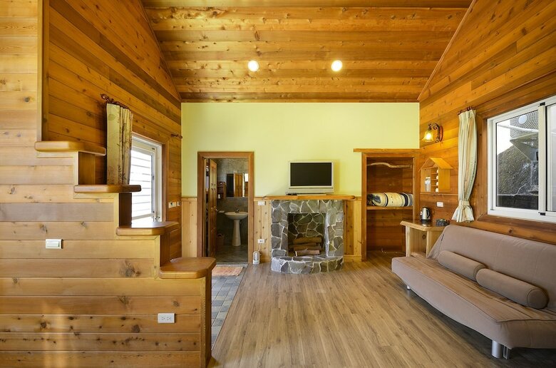 Bed & Breakfast Aurora Villa