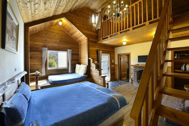 Bed & Breakfast Aurora Villa